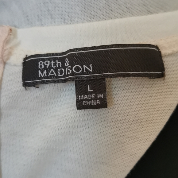 2/$30 top - Picture 4 of 5